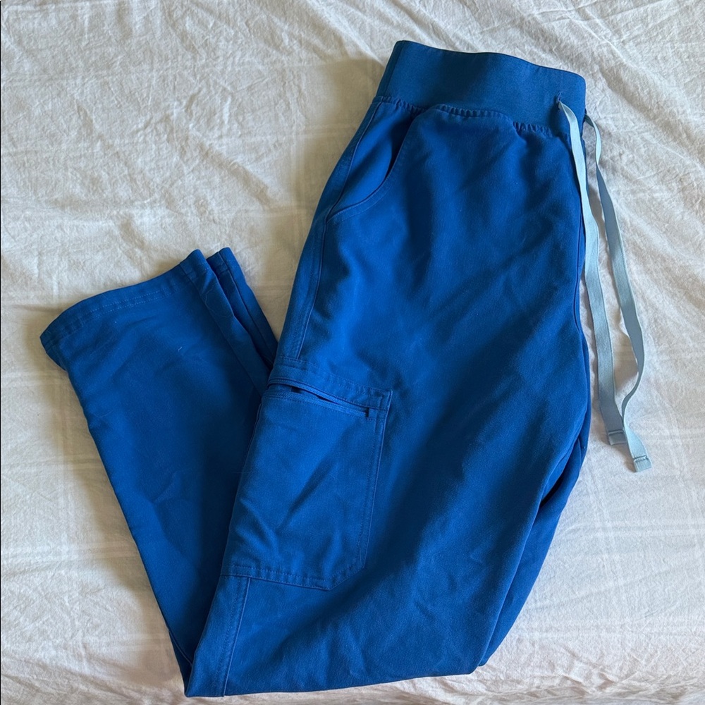 Figs royal blue scrub set